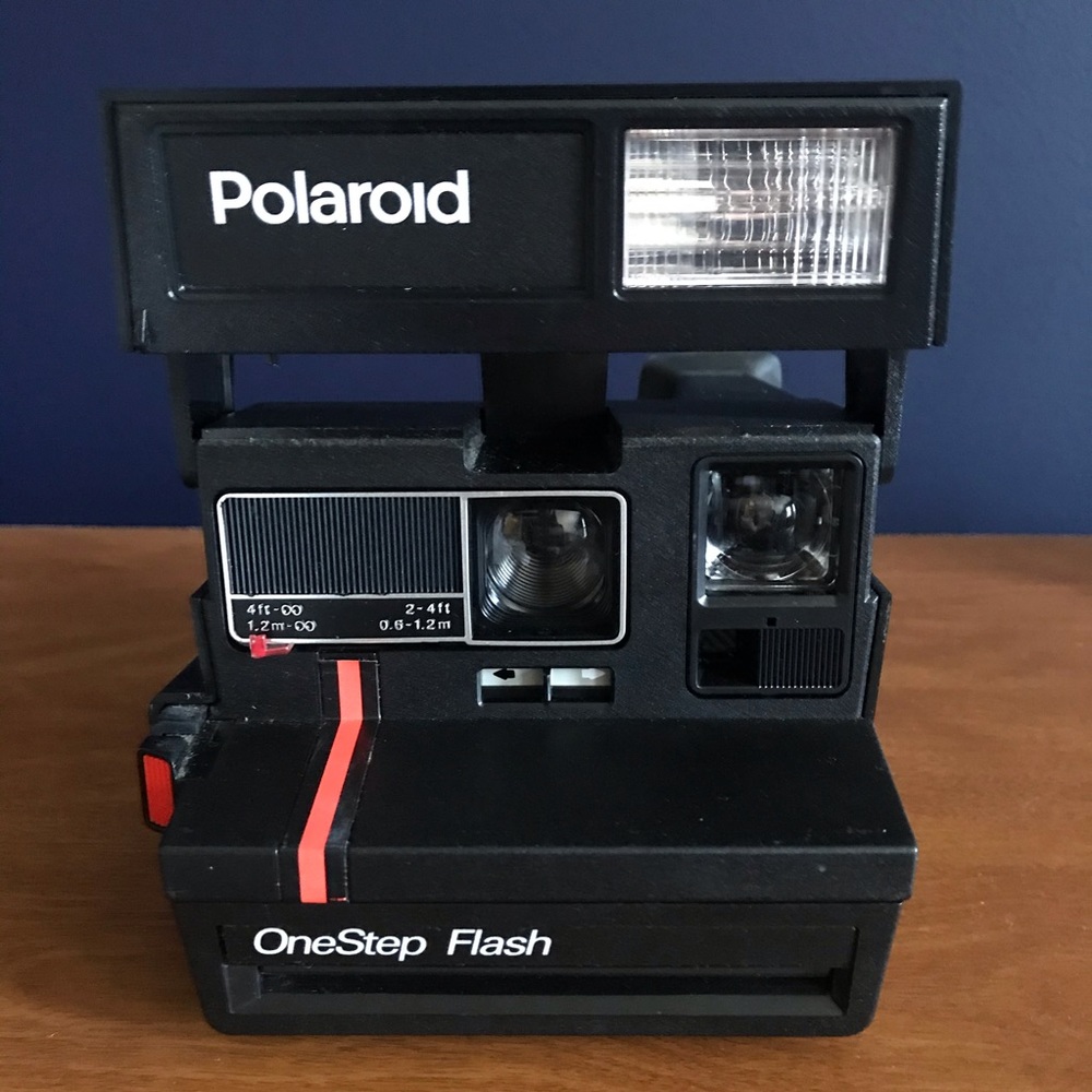 🖤🖤POLAROID FILM CAMER🖤🖤
